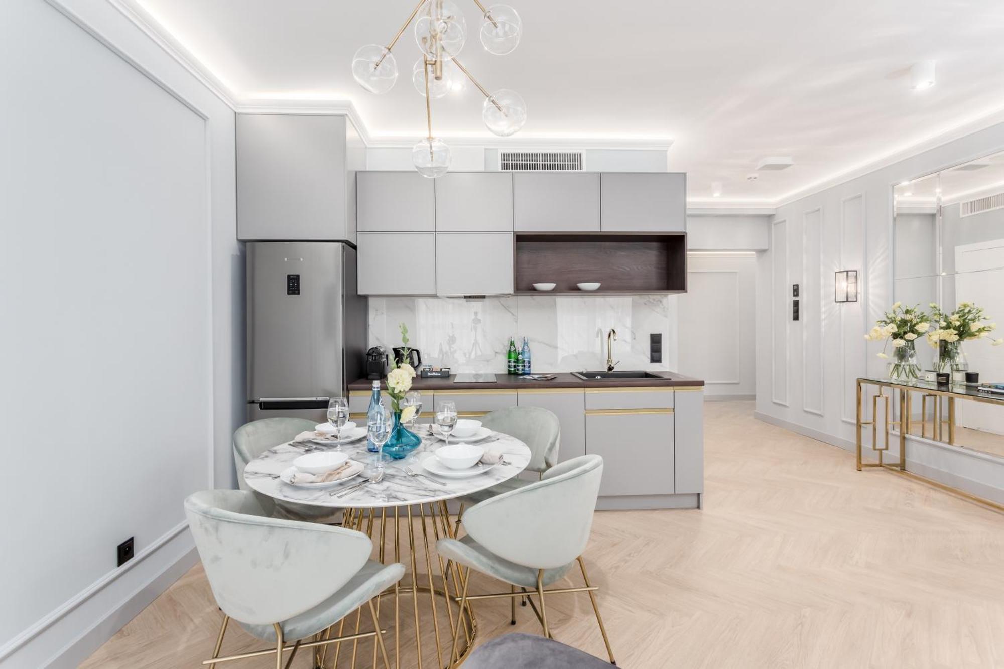 Aparthotel Deo Plaza Premium By Rent Like Danzig